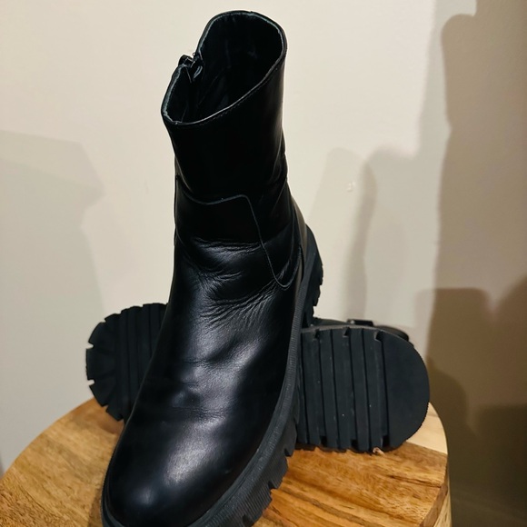 Zara chunky boots - Picture 2 of 4
